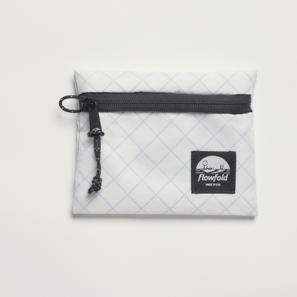 フローフォルド / FlowFold（フローフォルド） | Voyager - Zipper Pouch - Small / ffstp029-JP WHITE ［25FW］