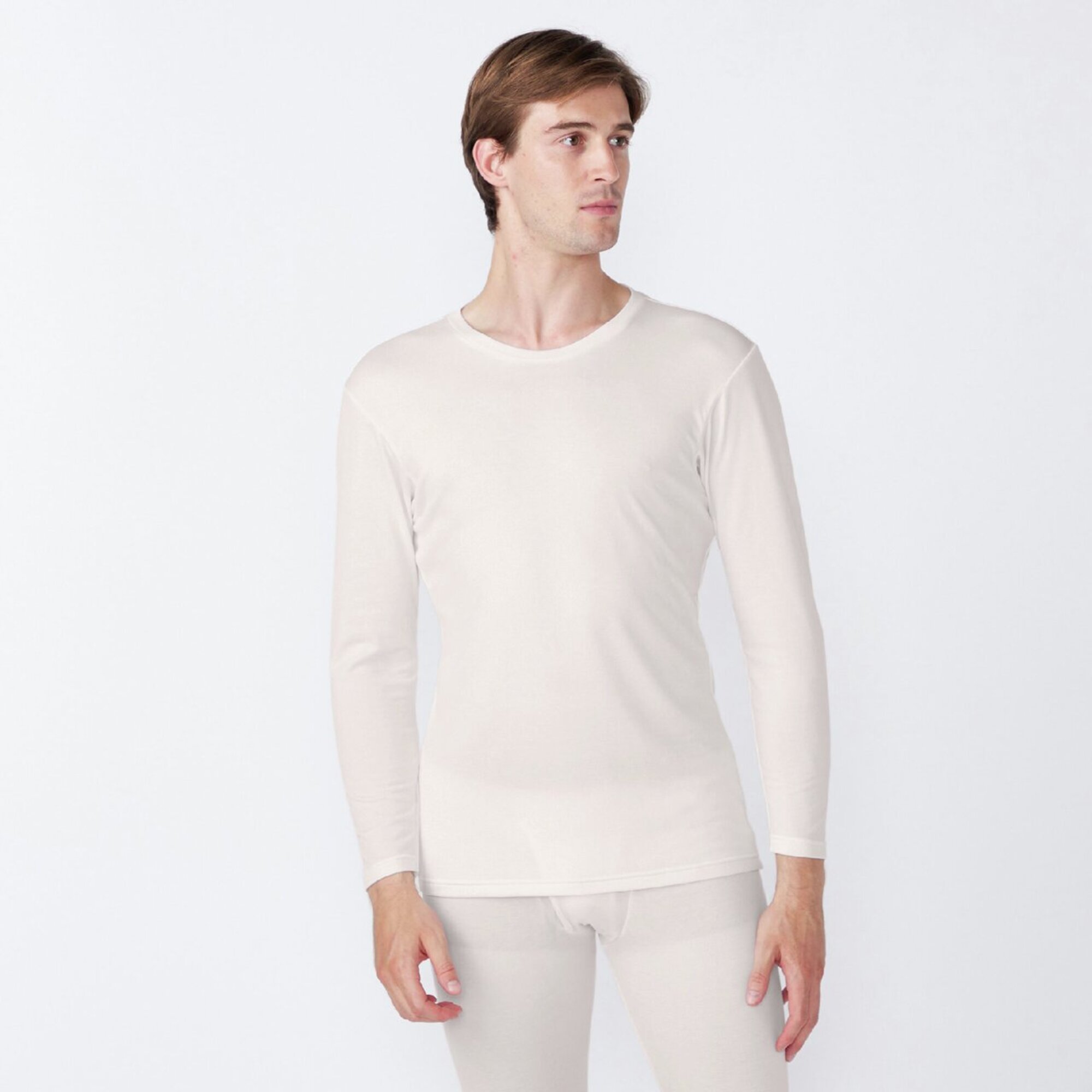 ミズノ / MIZUNO（ミズノ） | 【吸湿発熱】ミズノプレミアホットインナー ブレスサーモ Dailyモデル 薄手 クルーネック長袖シャツ（メンズ） / C2JAC6K2 02：オフホワイト ［25FW］